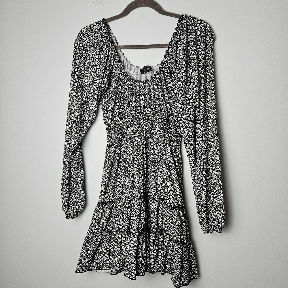 Urban Outfitters Smocked Peasant Sleeve Mini Dress Black‎ White Small Stretchy